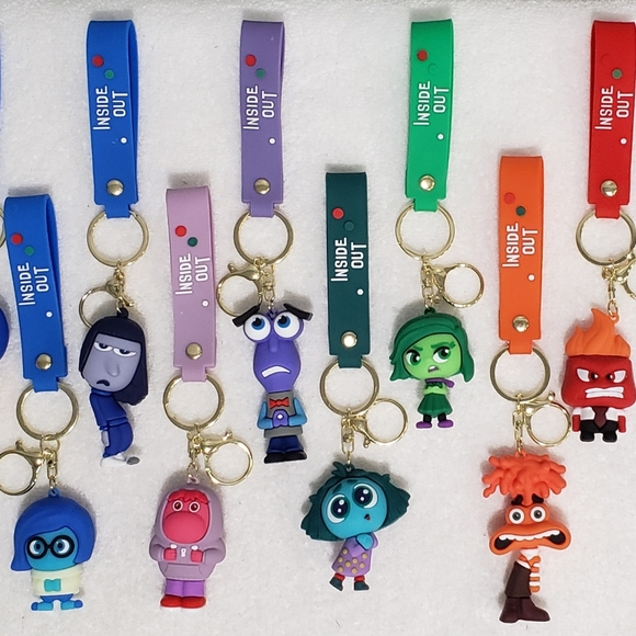 Complete Set Inside Out 2 Keychains Bag Charms or Zipper Pulls Disney Pixar NEW - Picture 3 of 14